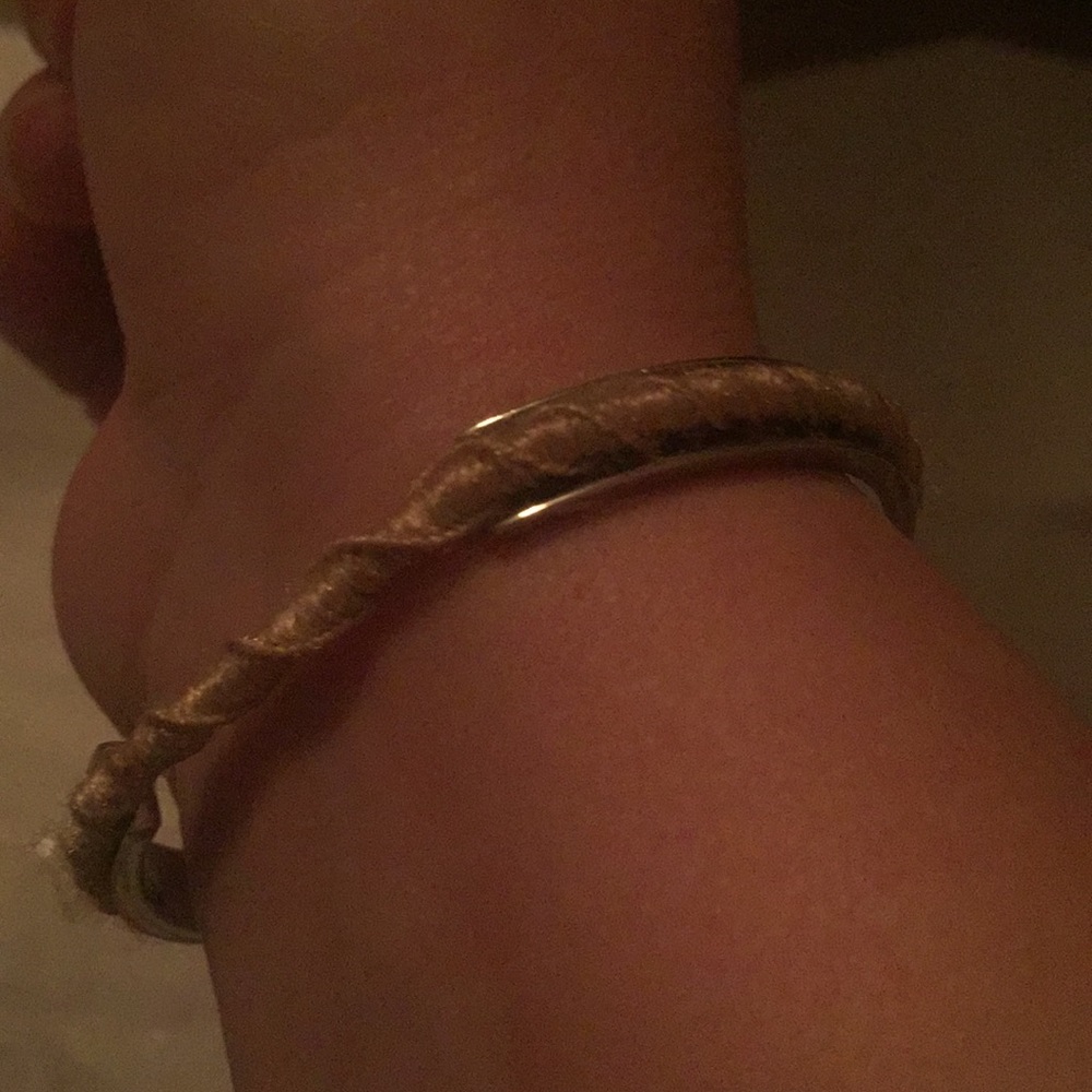 Ashley Bridget hair band tie bracelet keeper - Picture 7 of 8